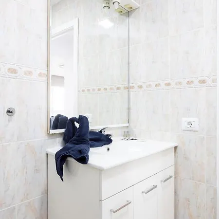 Apartman Home2book Center *